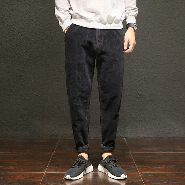 2019 Primavera y otoño Nuevos pantalones de pana flojos ocasionales retro japoneses básicos más fertilizante para aumentar gris negro / marrón