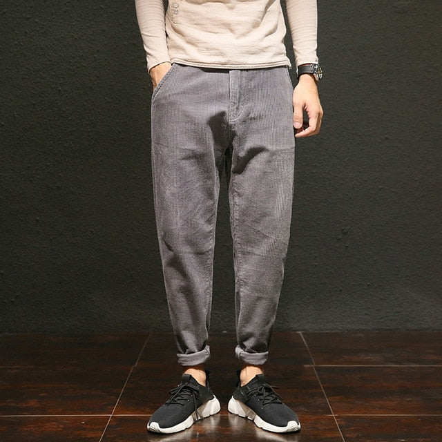 2019 Primavera y otoño Nuevos pantalones de pana flojos ocasionales retro japoneses básicos más fertilizante para aumentar gris negro / marrón